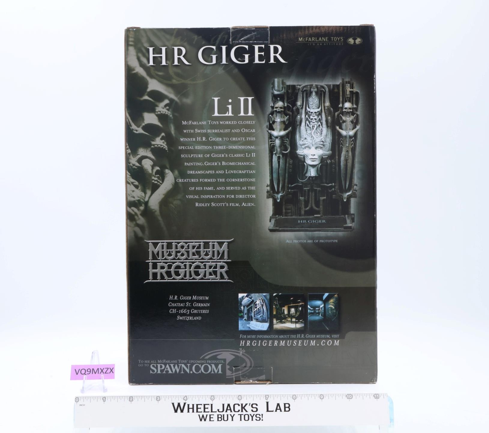 Li II HR Giger Surrealist 3D Sculpture 2004 McFarlane Toys NEW MIB