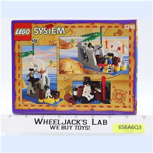 LEGO #6248 Volcano Island Pirates 1996 Lego System 119 pieces NEW