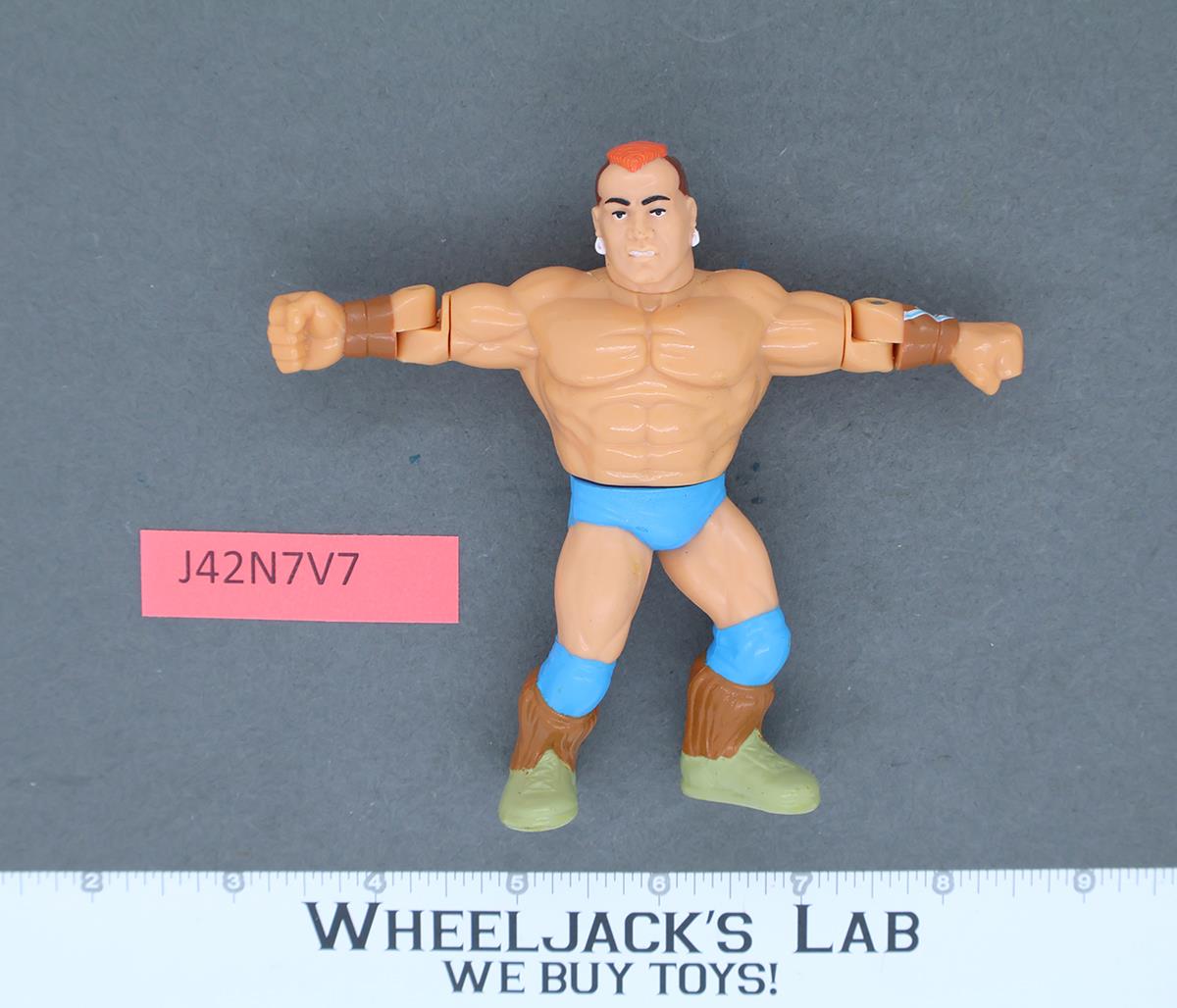 Tatanka 100% Complete WWE WWF Wrestling 1993 Hasbro Vintage Action Figure