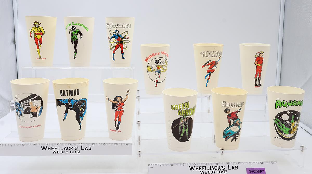 Set of 12 DC Comics Super Heroes 1975 7-11 Vintage Plastic Slurpee Cup