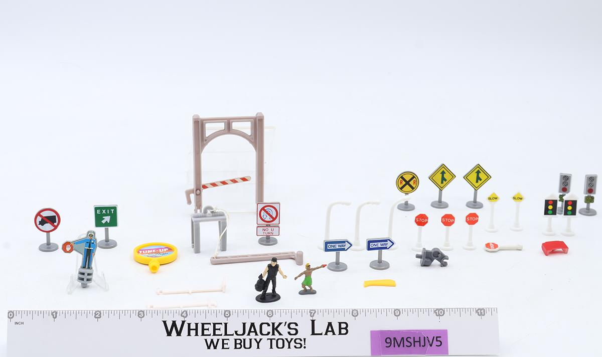 Rollin' Roadways Rugged Road Micro Machines 1991 Galoob Vintage Playset