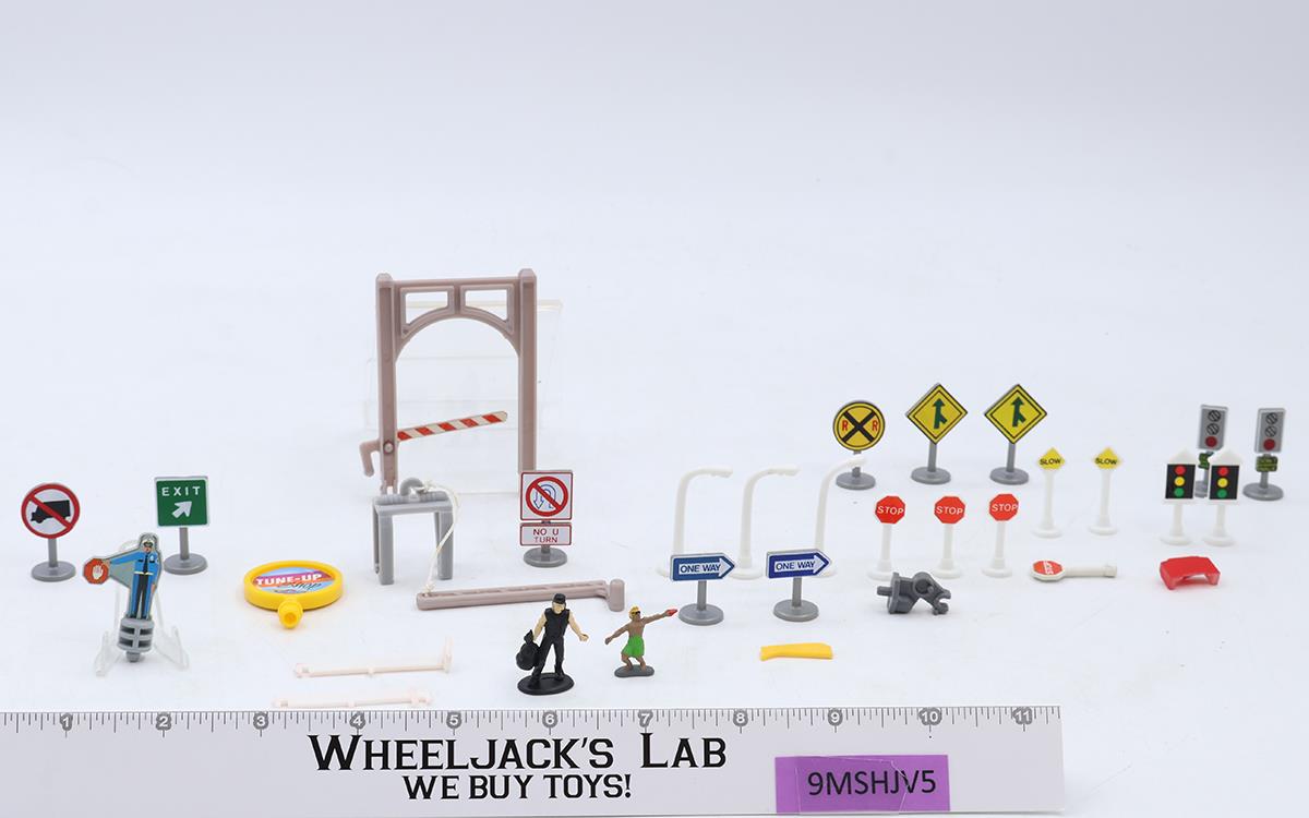 Rollin' Roadways Rugged Road Micro Machines 1991 Galoob Vintage Playset