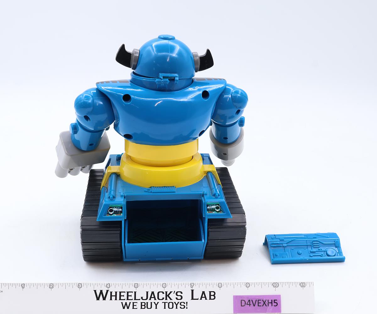 Ultimate Warrior Megabot Micro Machines Z-Bots 1992 Galoob Action Figure