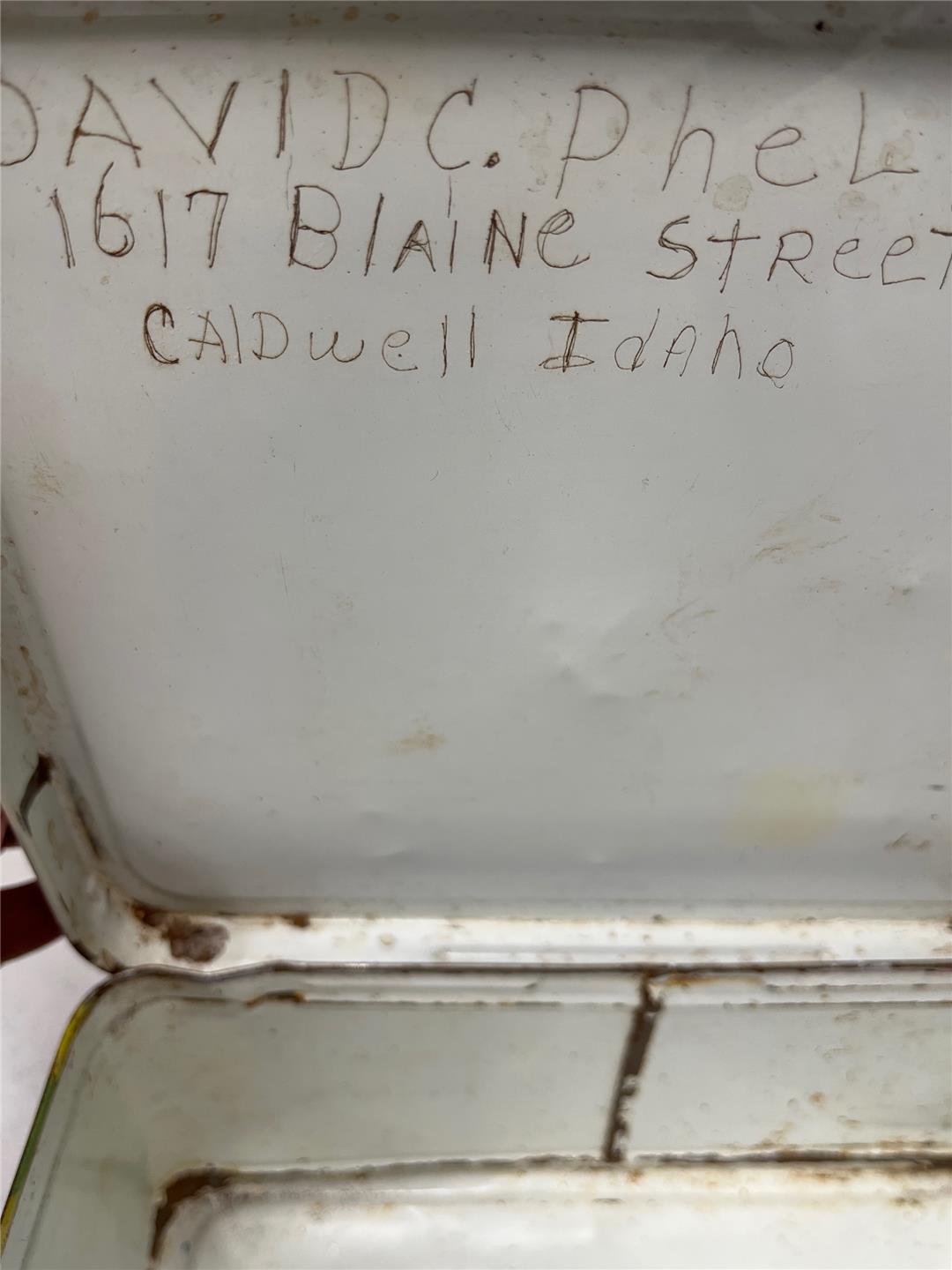 Chuck Connors Starring In Cowboy In Africa Metal Lunch Box 1968 King-Seeley