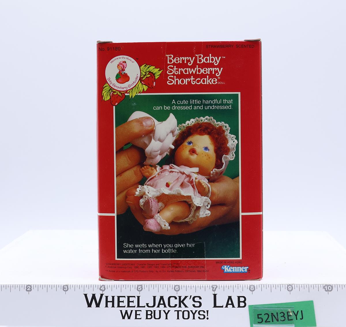 Berry Baby Strawberry Shortcake Drinks Wets 1984 Kenner Vintage Doll NEW MISB