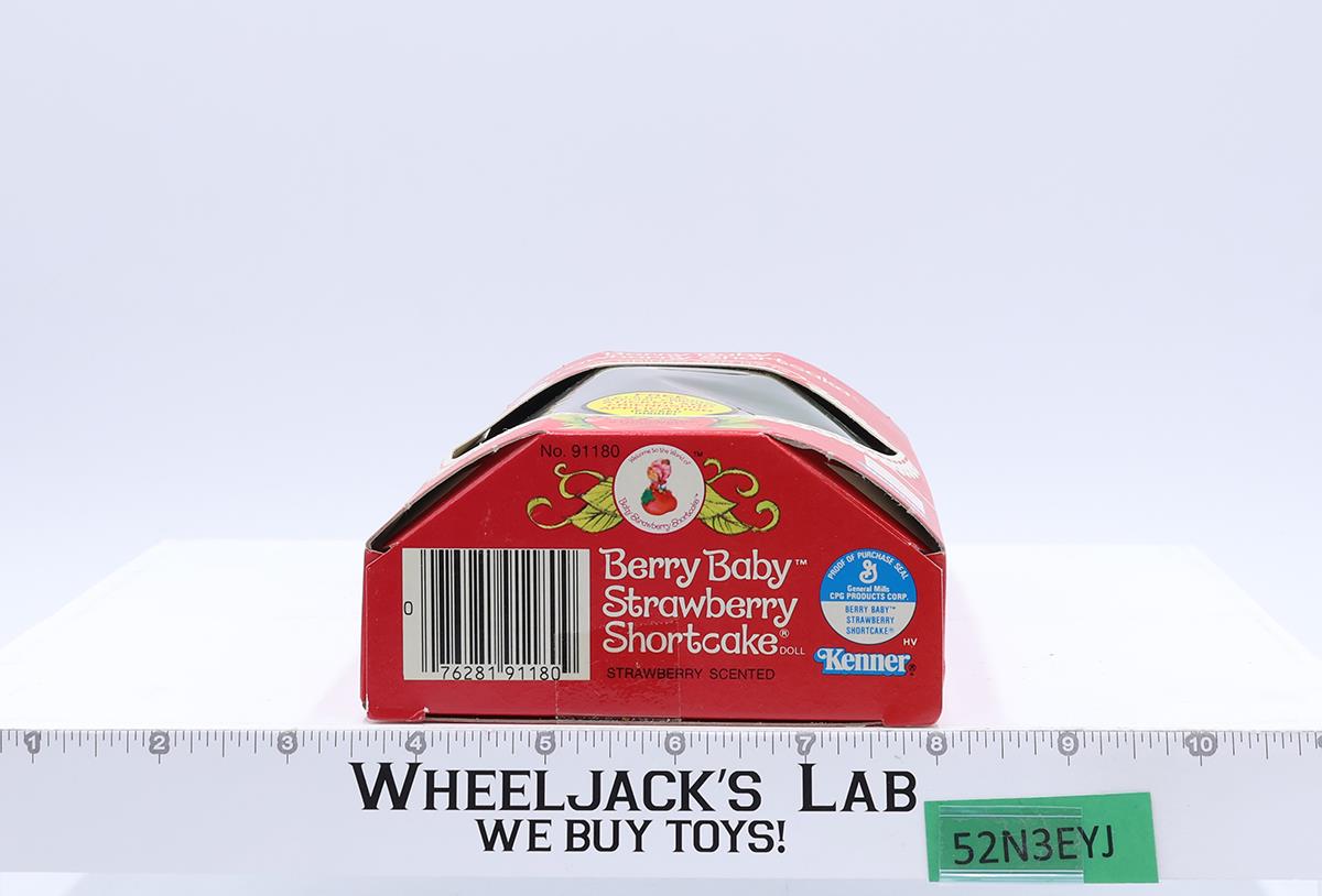 Berry Baby Strawberry Shortcake Drinks Wets 1984 Kenner Vintage Doll NEW MISB