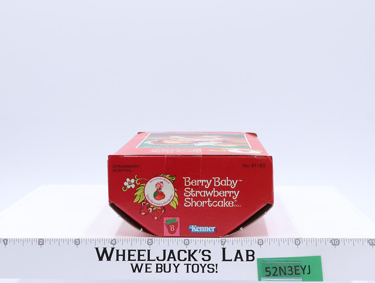 Berry Baby Strawberry Shortcake Drinks Wets 1984 Kenner Vintage Doll NEW MISB