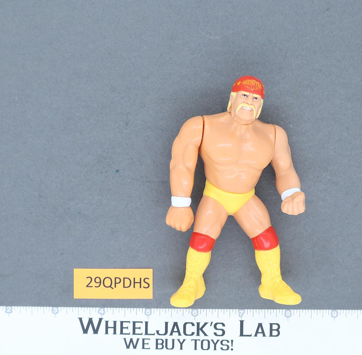 Hulk Hogan Series 5 100% Complete WWF WWE Wrestling 1992 Hasbro Vintage Action