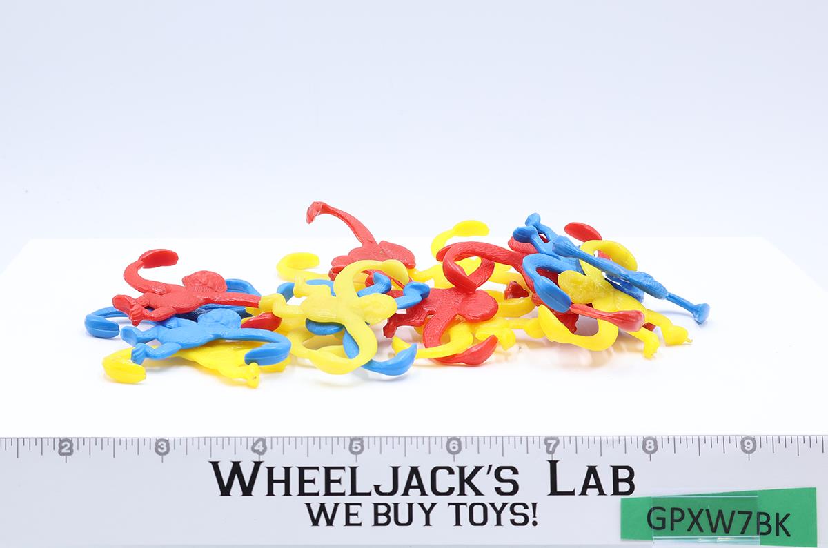 Barrel of Monkeys Game No. 8312 Lakeside Toys 1966 Vintage With 17 Monkeys