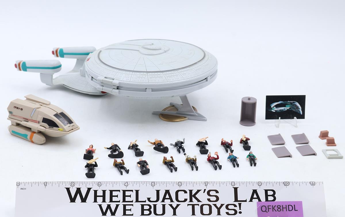 USS Enterprise Mini Playset NCC-1701-D W/ Shuttlecraft Star Trek 1995 Playmates