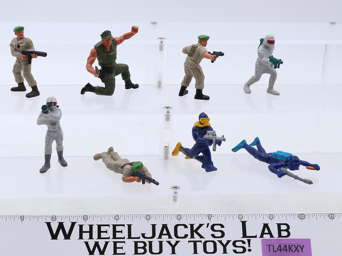 Lot of 8 Soldiers GUTS! Heroes In Action 1986 Mattel Military Action Figures