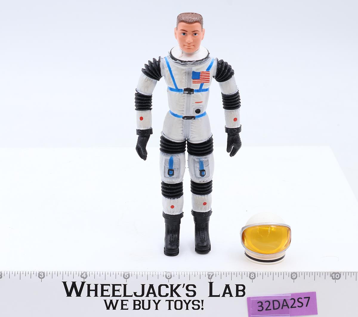 Matt Mason W/ Helmet 1966 Mattel Man in Space Action Figure NO BROKEN WIRES