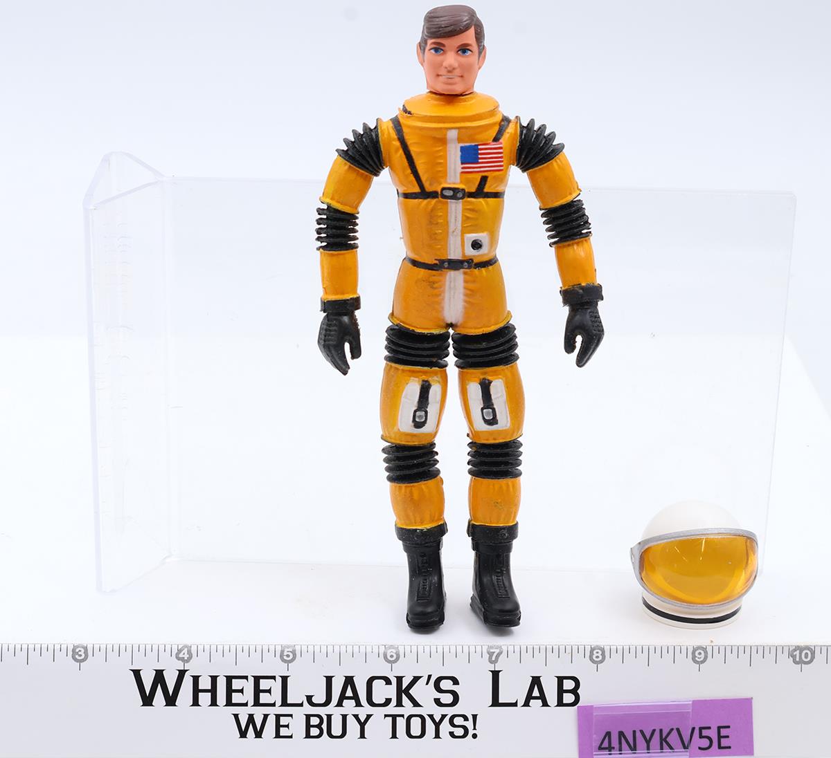 Doug Davis W/ Helmet Major Matt Mason 1966 Mattel Figure 6" NO BROKEN WIRES