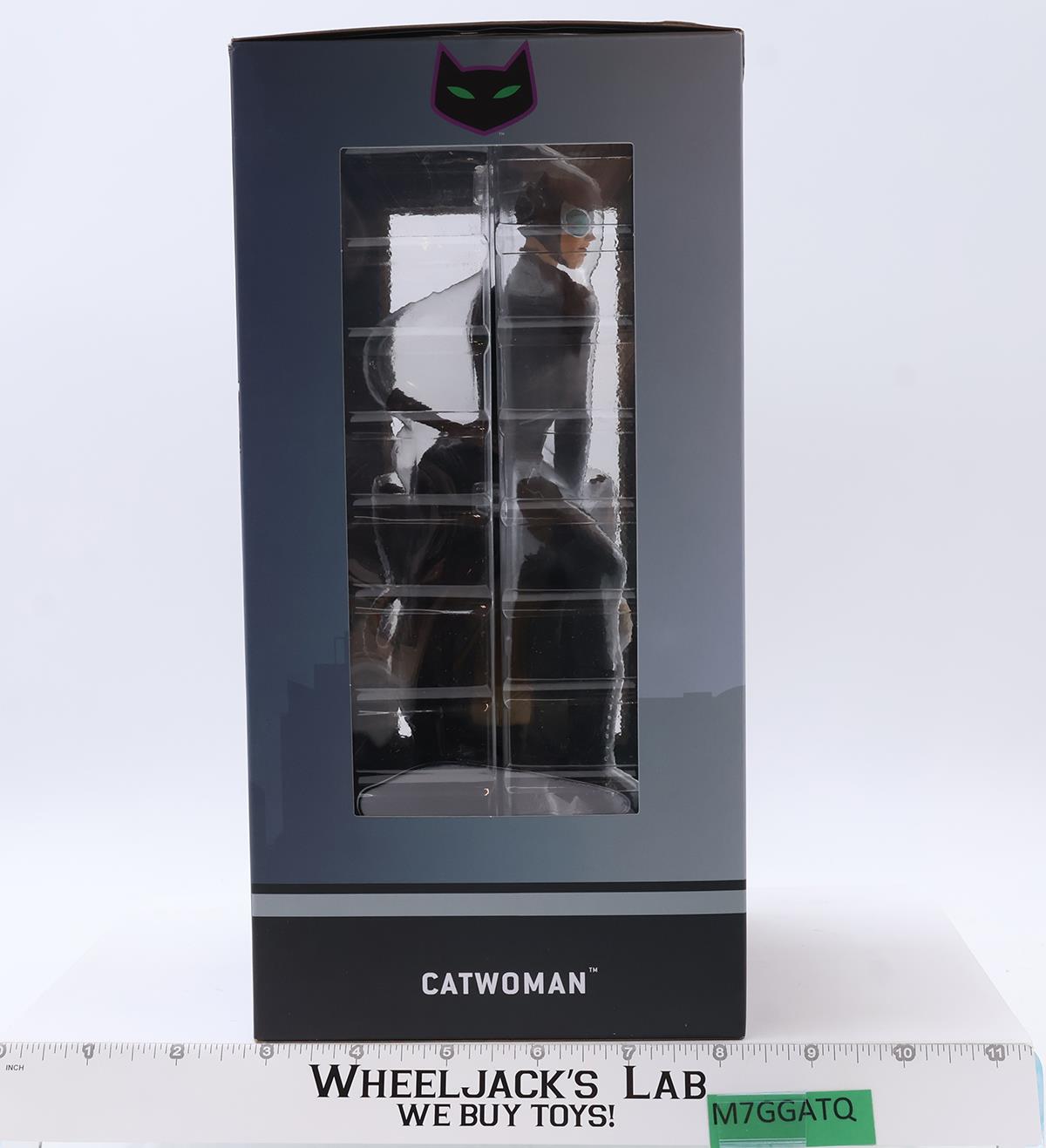 Catwoman DC Comics Gallery Diorama 2020 Diamond Select 9" Statue MIB