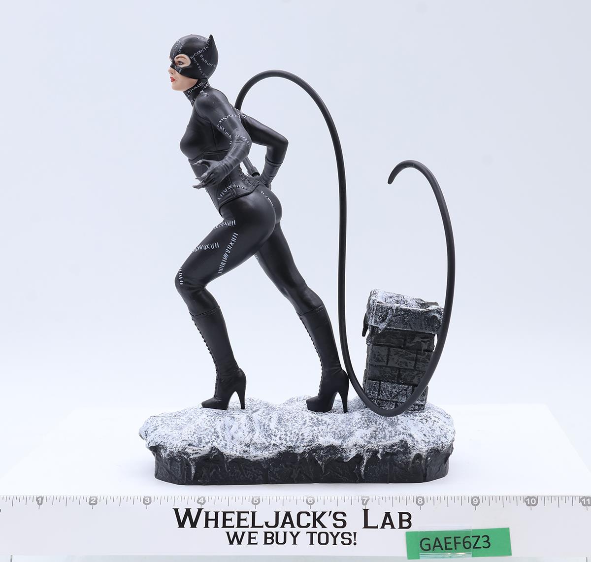 Catwoman DC Comics Batman Returns Gallery Diorama Diamond Select 9" Statue MIB