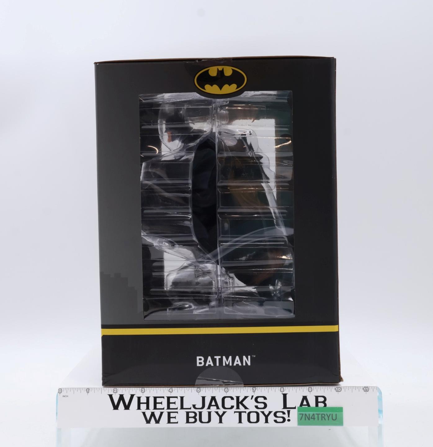 Batman DC Comics Gallery Diorama 2020 Diamond Select 10" Statue MIB