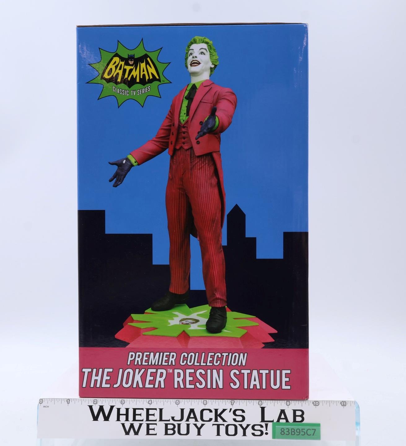 Joker DC Comics Premier Collection Diamond Select Jean St. Jean 12" Resin Statue