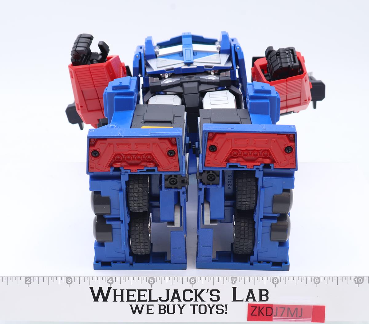 Delta Magnus MP-31 Transformers Masterpiece 2016 Takara Action Figure