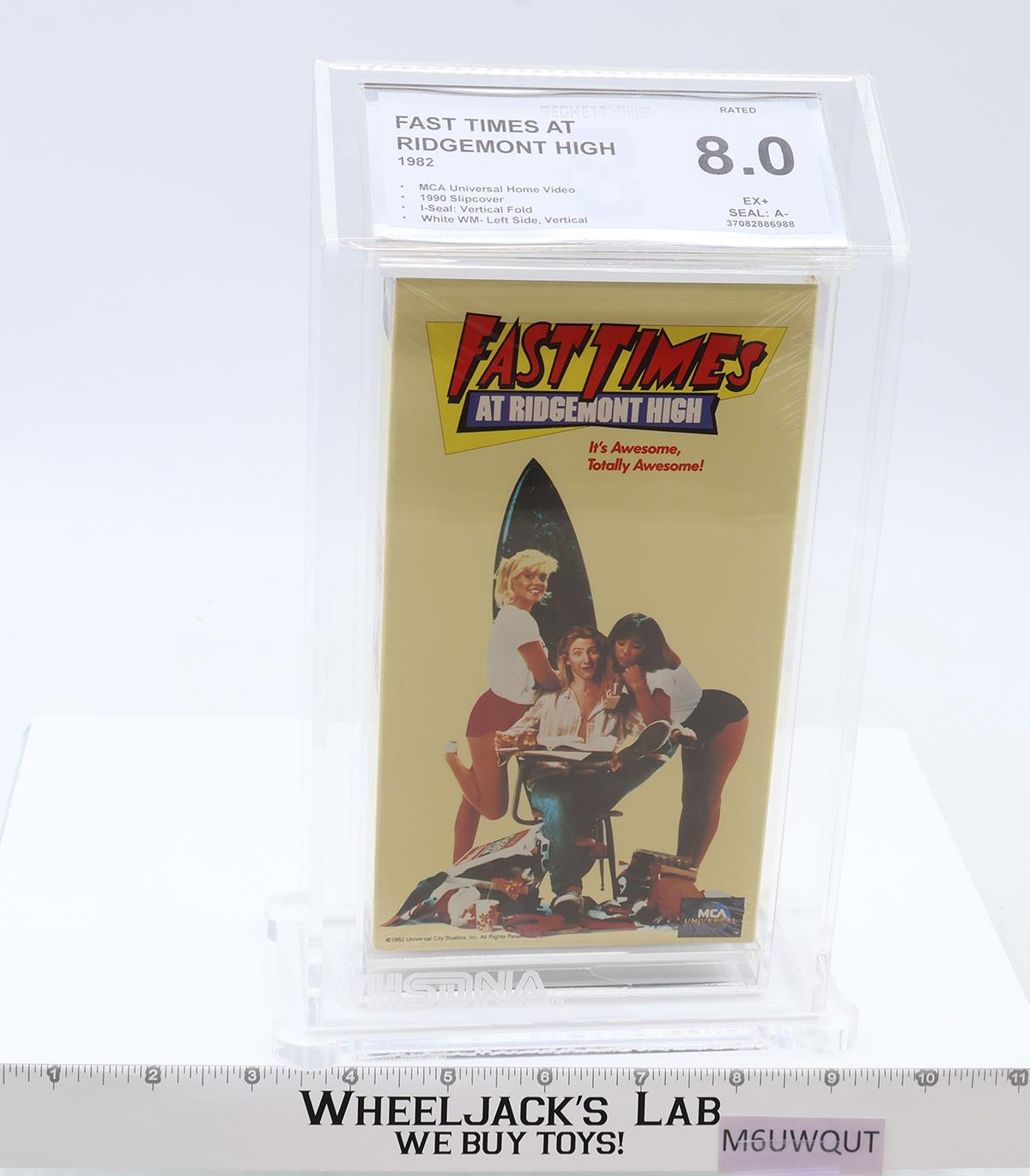 Fast Times at Ridgemont High 1982,1990 Slipcover MCA Beckett 8.0 / A- VHS