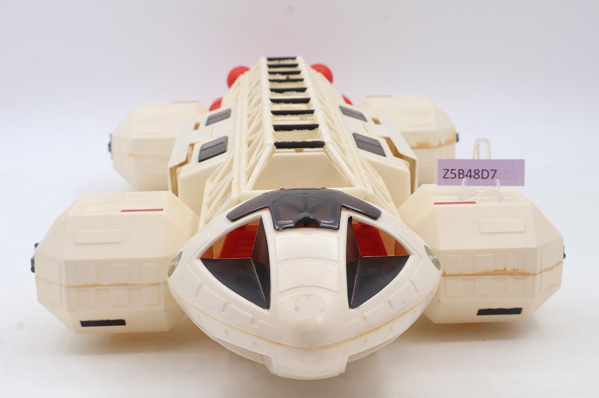 Eagle 1 Transporter Spacecraft Space 1999 1976 Mattel Vintage Action Figure