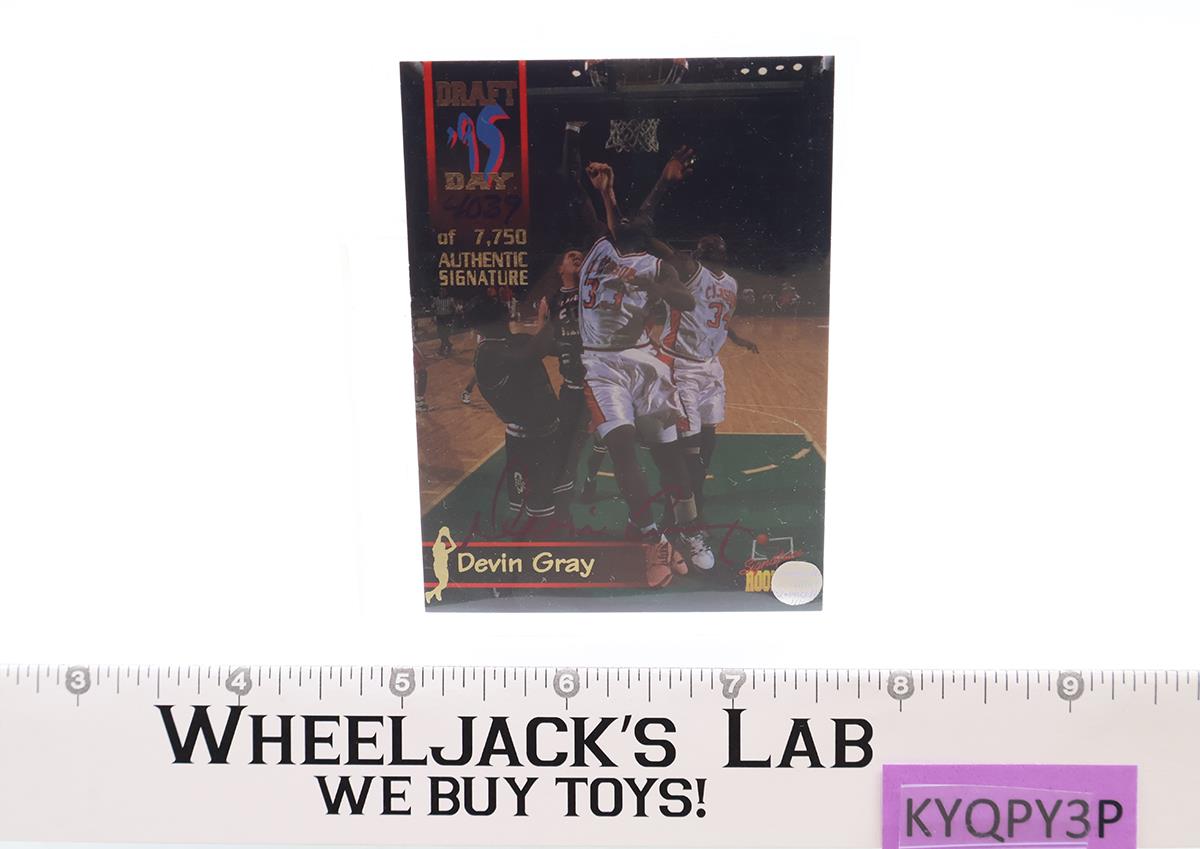 Devin Gray Draft Day AUTOGRAPHED 1995 Signature Rookies NBL Trading Card