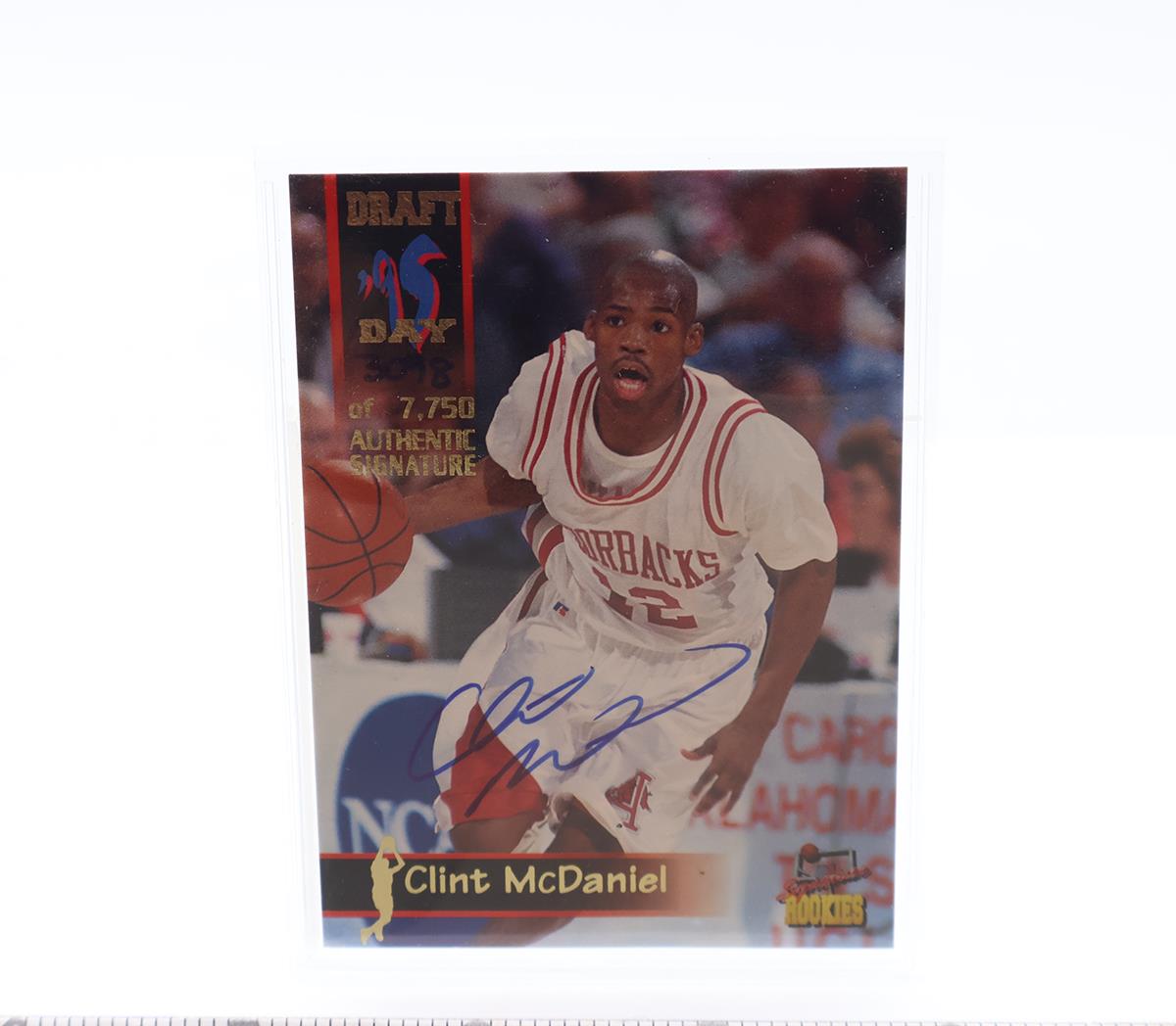Clint McDaniel Draft Day AUTOGRAPHED 1995 Signature Rookies NBL Trading Card