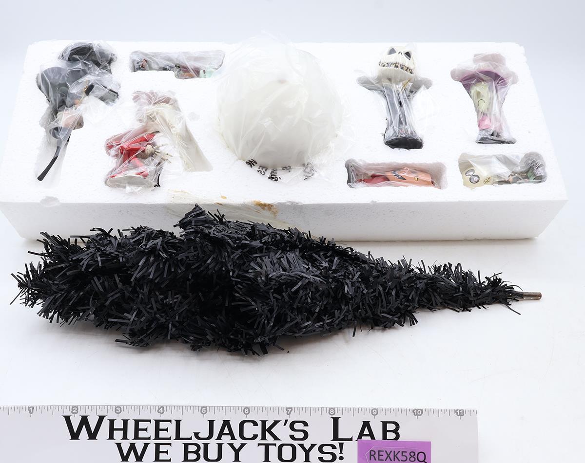 Christmas Tree W/ Bobbleheads The Nightmare Before Christmas NECA NEW MIB