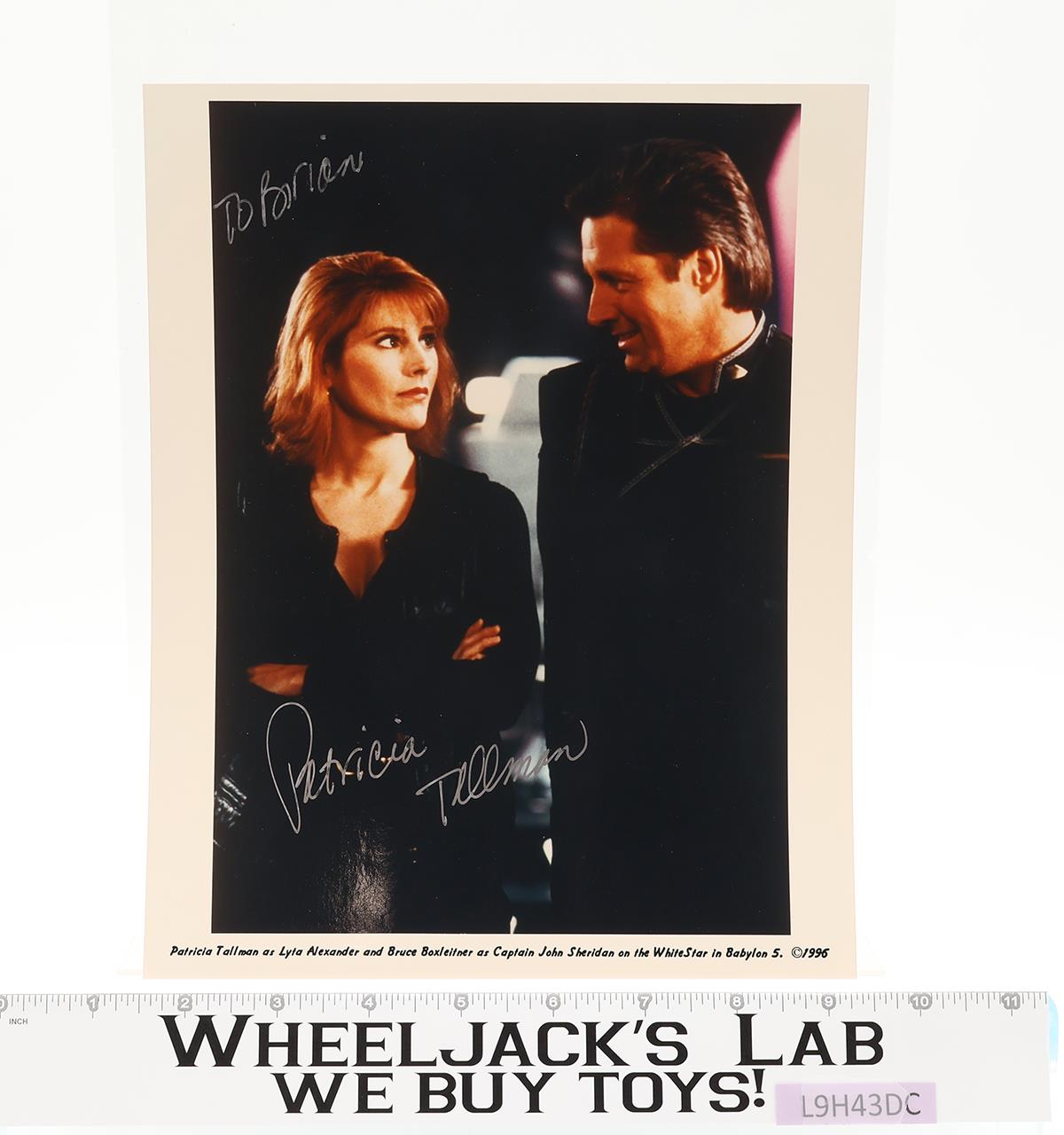 Lyta Alexander Babylon 5 Patricia Tallman AUTOGRAPHED 8x10 Picture