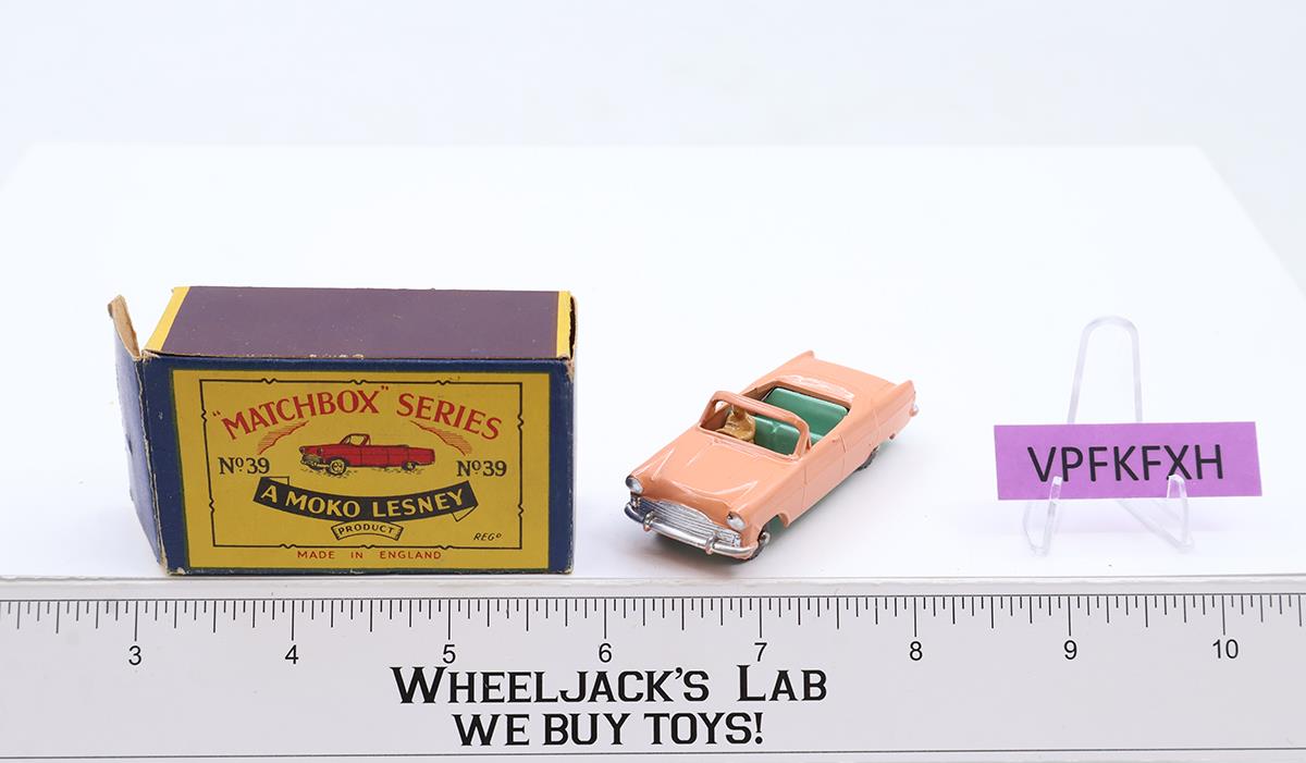 Ford Zodiac Convertible No. 39 MOKO Lesney Matchbox 1957 Peach Vtg England w/Box