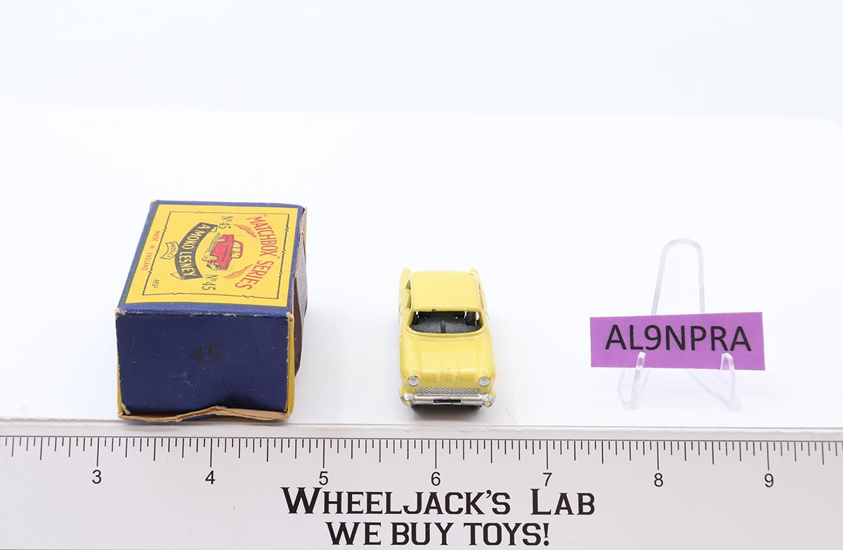 Vauxhall Victor No. 44 MOKO Lesney Matchbox 1958 Yellow Vtg England w/ B2 Box