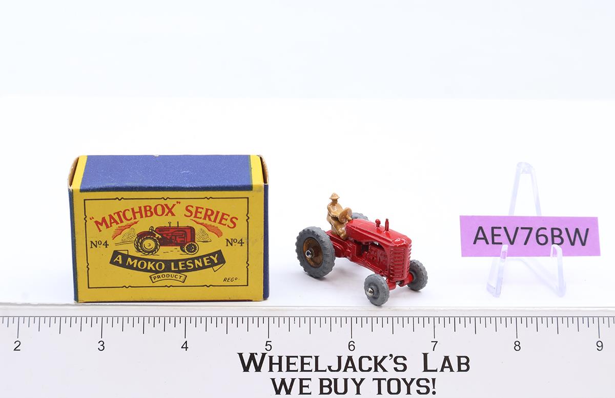 Massey Harris Tractor No. 4 MOKO Lesney Matchbox Series 1957 Vtg England Diecast