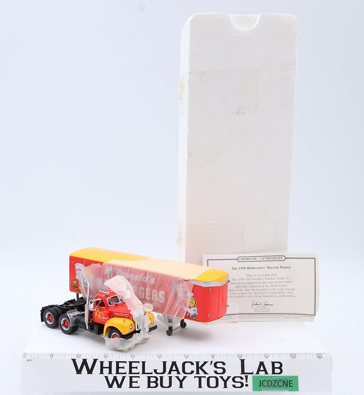 Matchbox DINKY McDonald's 1955 Mack B61 Rig & Trailer w/Certificate NEW Mint COA