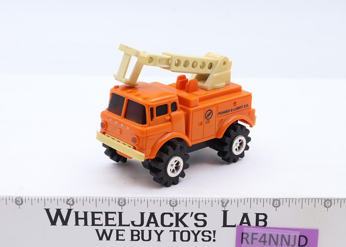 Orange Power & Light Co Boom Truck 4x4 Schaper Stomper Rough Riders 1980s RUNS