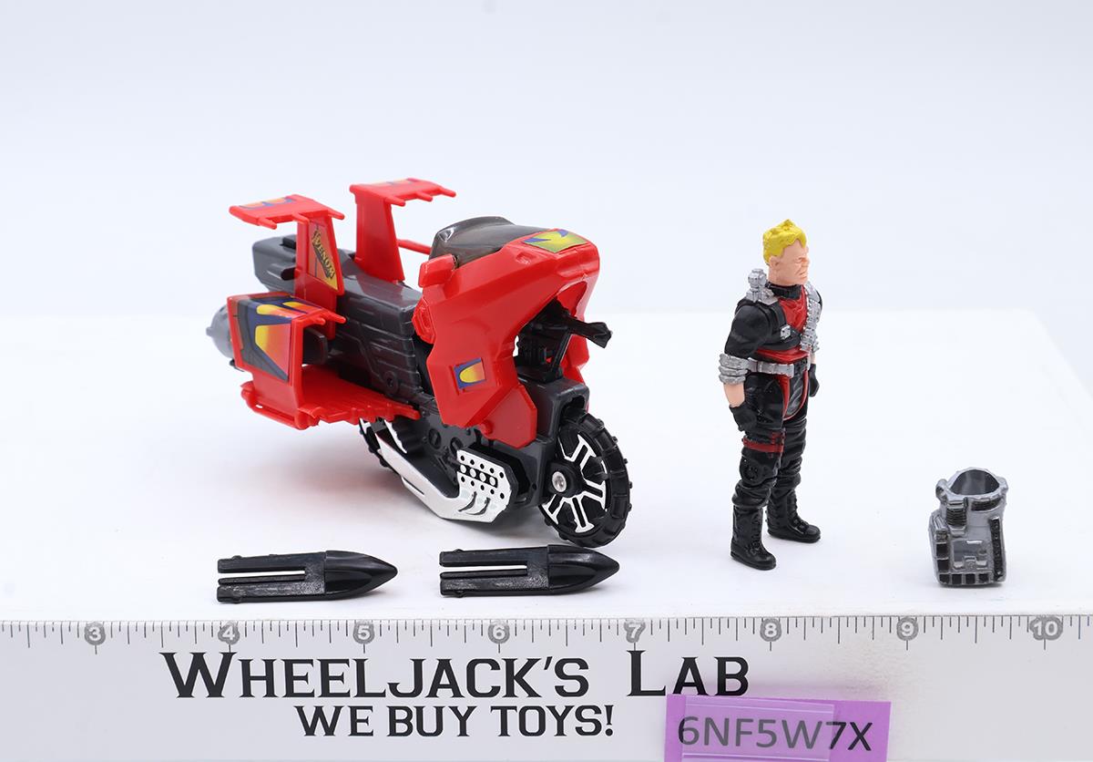 Vampire W/Floyd Malloy 100% Complete M.A.S.K. MASK 1986 Kenner Action Figure