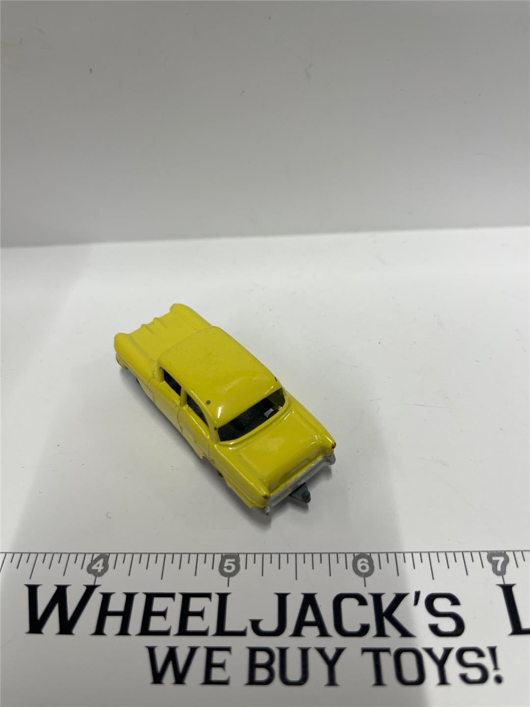 Vauxhall Victor No. 44 MOKO Lesney Matchbox 1958 Yellow Vtg England w/ B2 Box