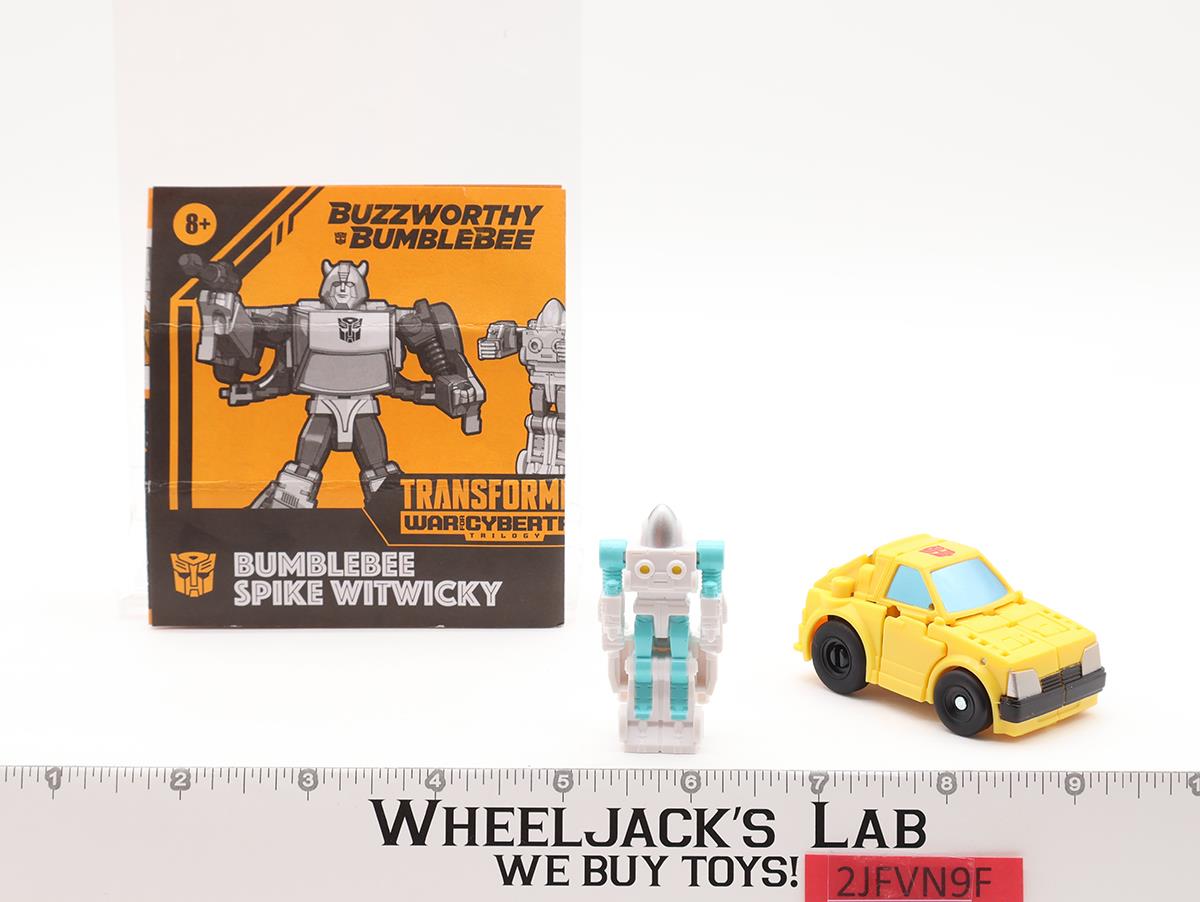 Buzzworthy Bumblebee & Spike Witwicky COMPLETE Transformers War of Cybertron
