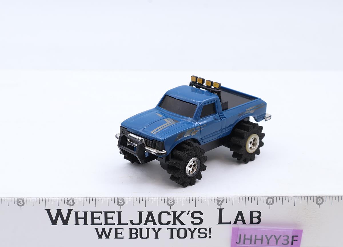 Toyota SR5 Pickup Blue 4x4 Schaper Stomper Rough Rider 1980s Vtg Motor WORKS