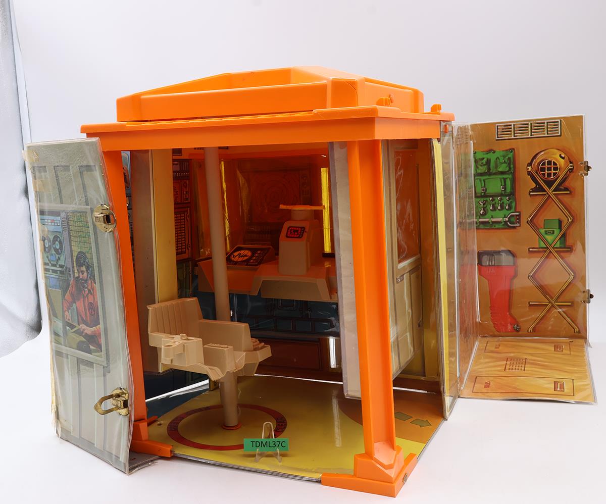 GI Joe Adventure Team Headquarters 1972 Hasbro 12" Action Figure Playset