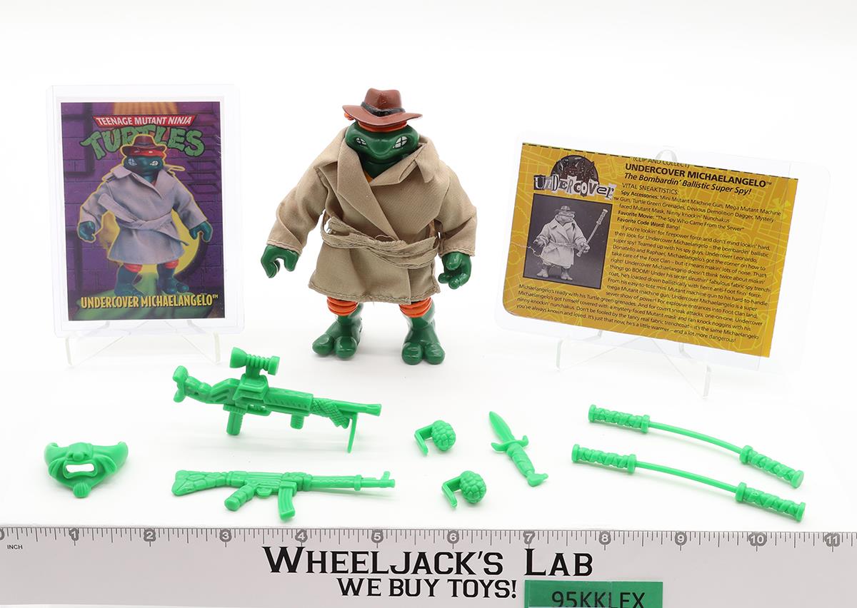 Undercover Michaelangelo 100% Complete TMNT 1994 Playmates Action Figure