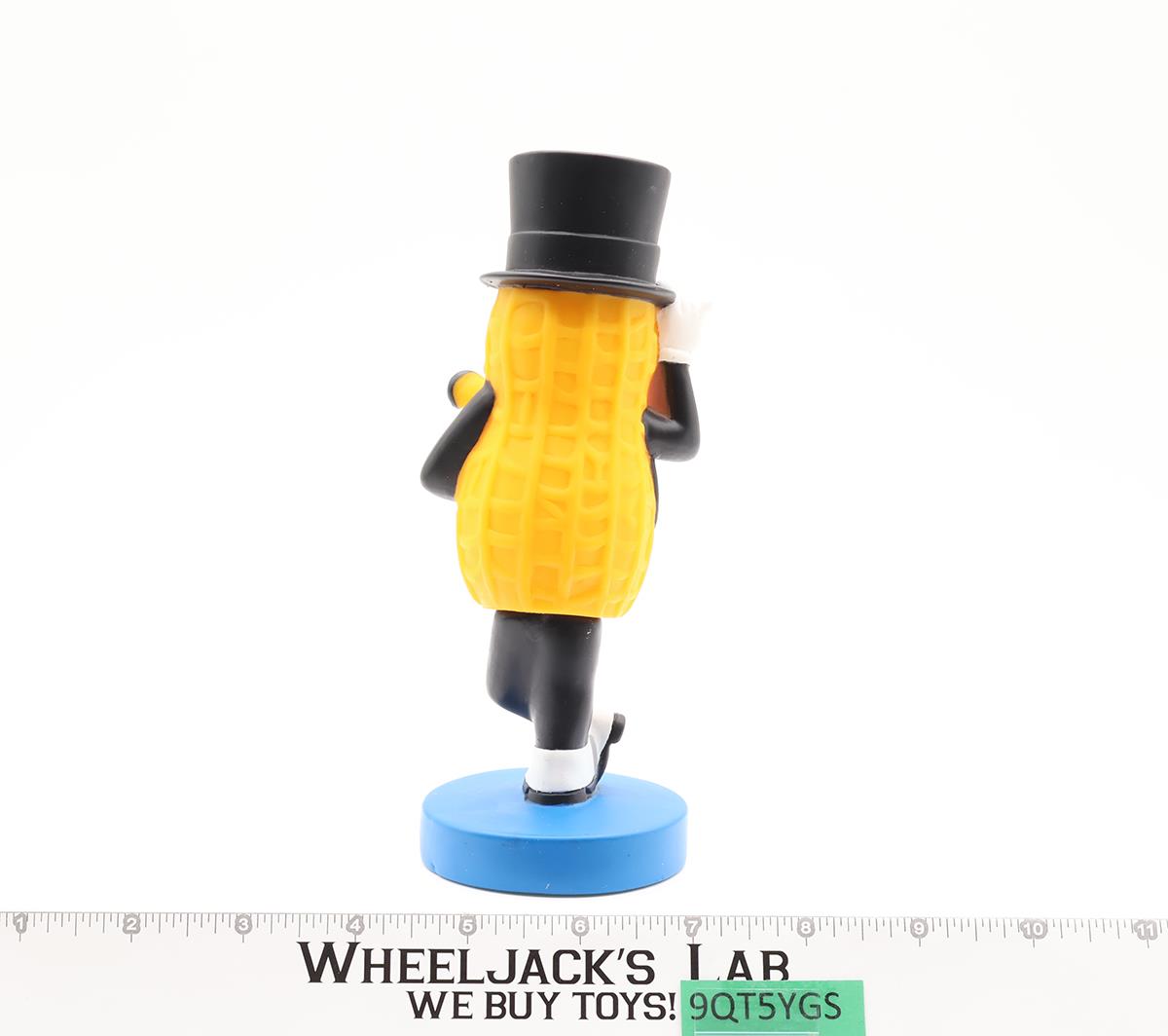 Mr. Peanut Wacky Wobbler Planters Funko Bobblehead