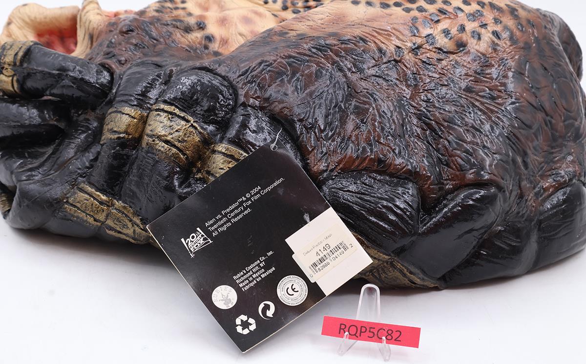 Deluxe Predator Mask Alien vs Predator Adult Halloween Costume 2004 Rubies