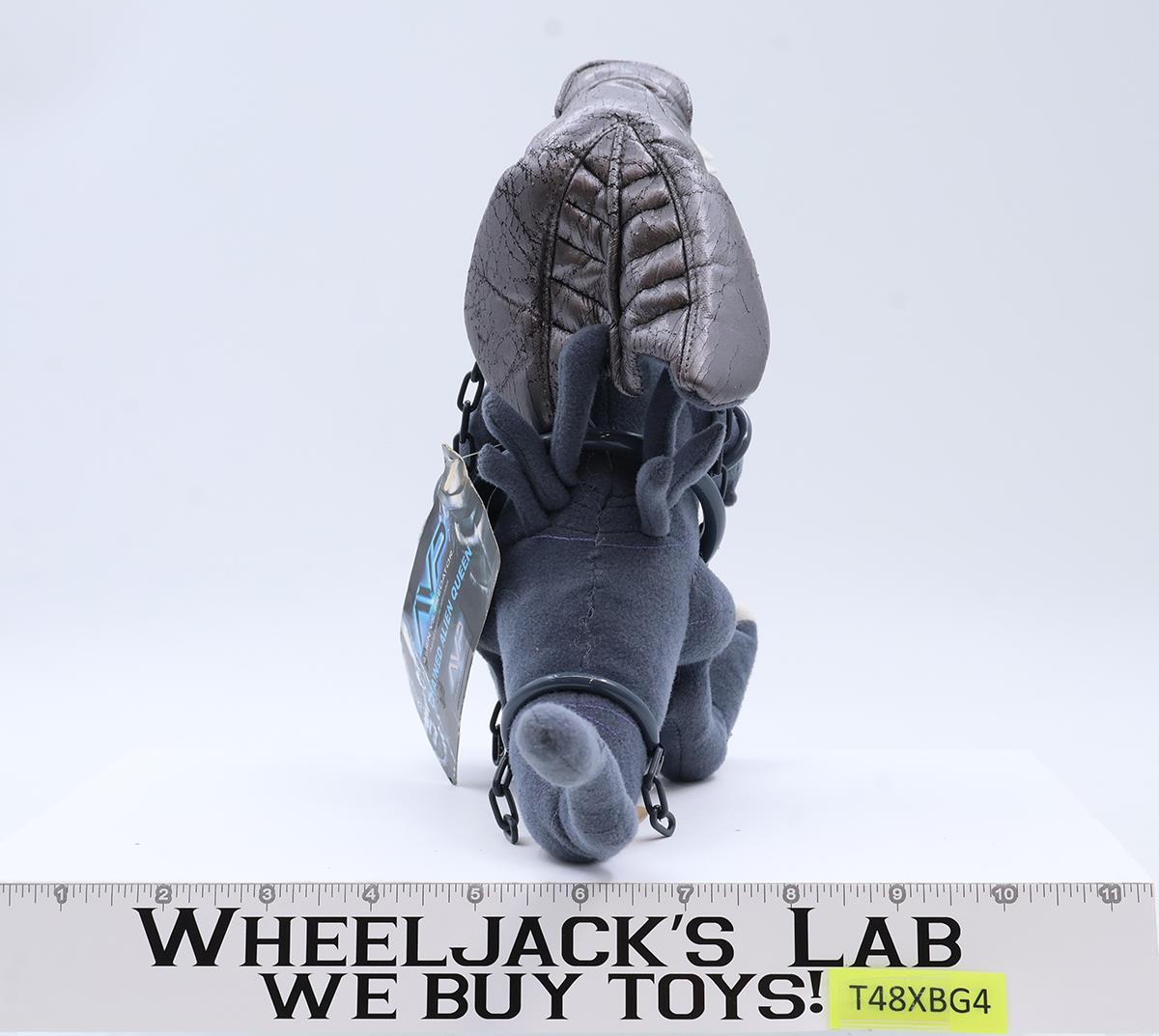 Chained Alien Queen Stuffed Plush Alien vs Predator Diamond Select NEW W/ TAGS