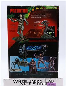 Predator Musicland Exclusive 2004 McFarlane Toys 12 Predator Musicland Exclusive 2004 McFarlane Toys 12