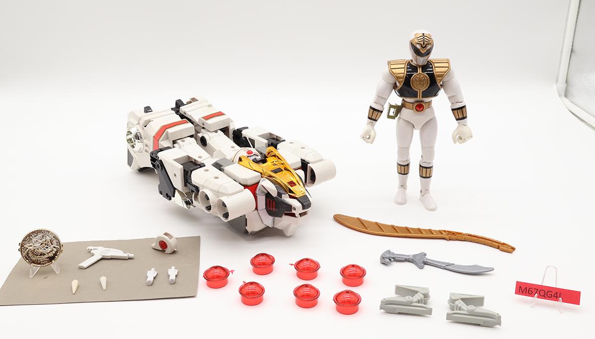 White Tigerzord 100% Complete W/ Box Power Rangers 1994 Bandai Action Figure