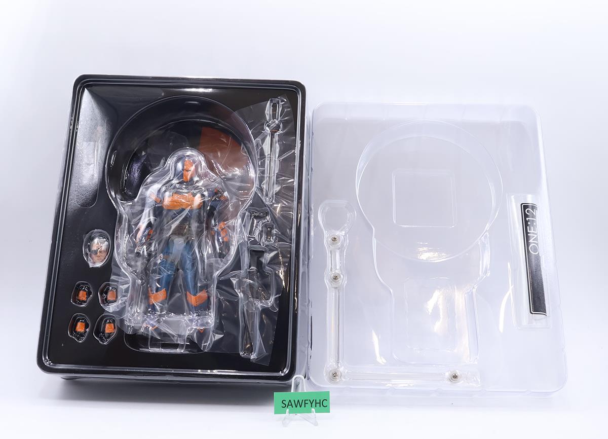 Deathstroke DC Comics Mezco One:12 6" Action Figure NEW MIB