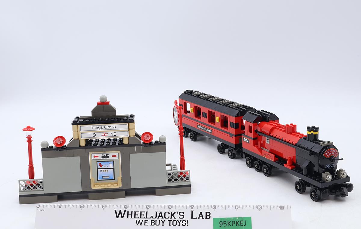 #4708 Hogwarts Express 100% Complete W/ Manual Harry Potter 2001 Lego