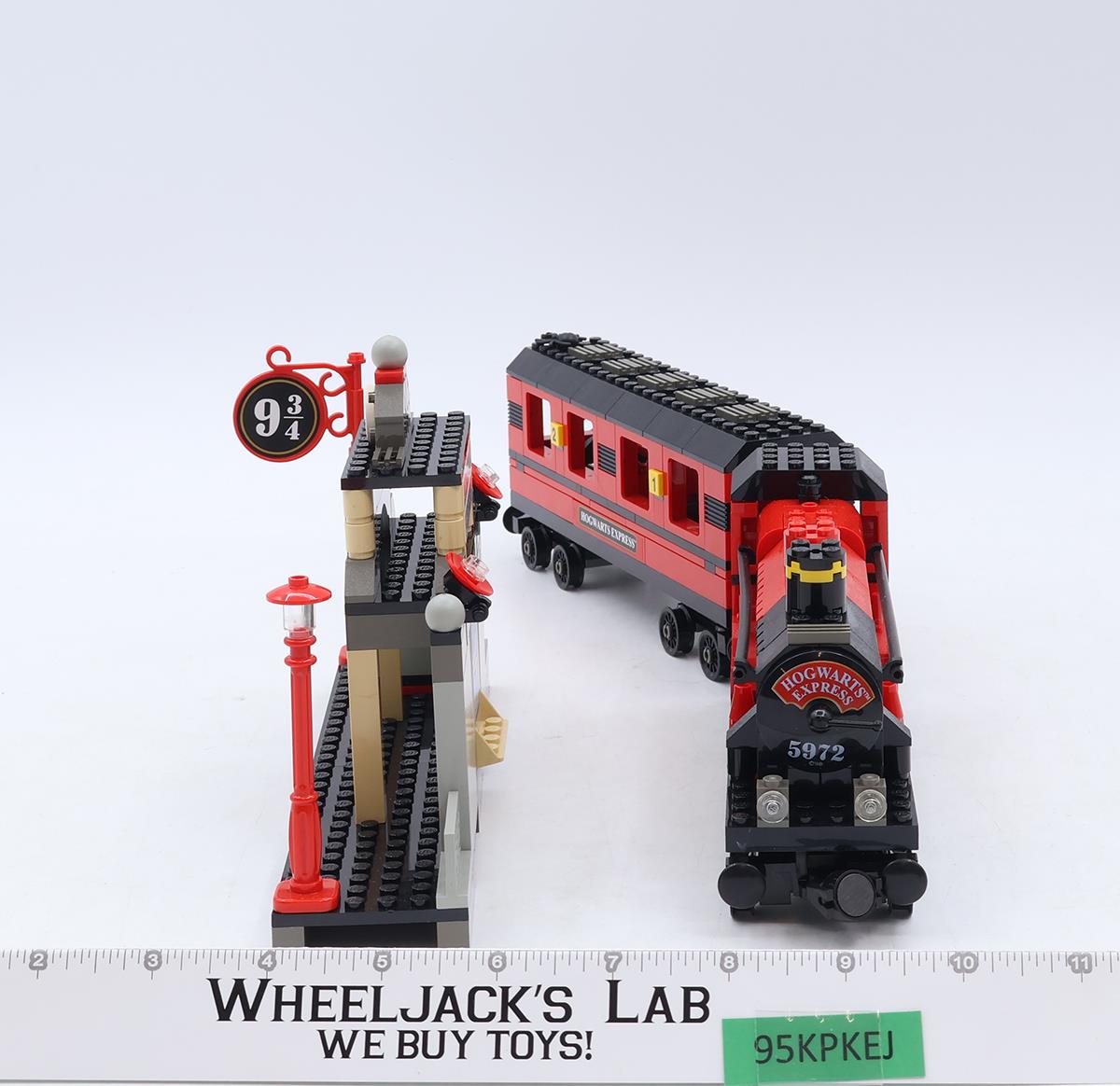 #4708 Hogwarts Express 100% Complete W/ Manual Harry Potter 2001 Lego