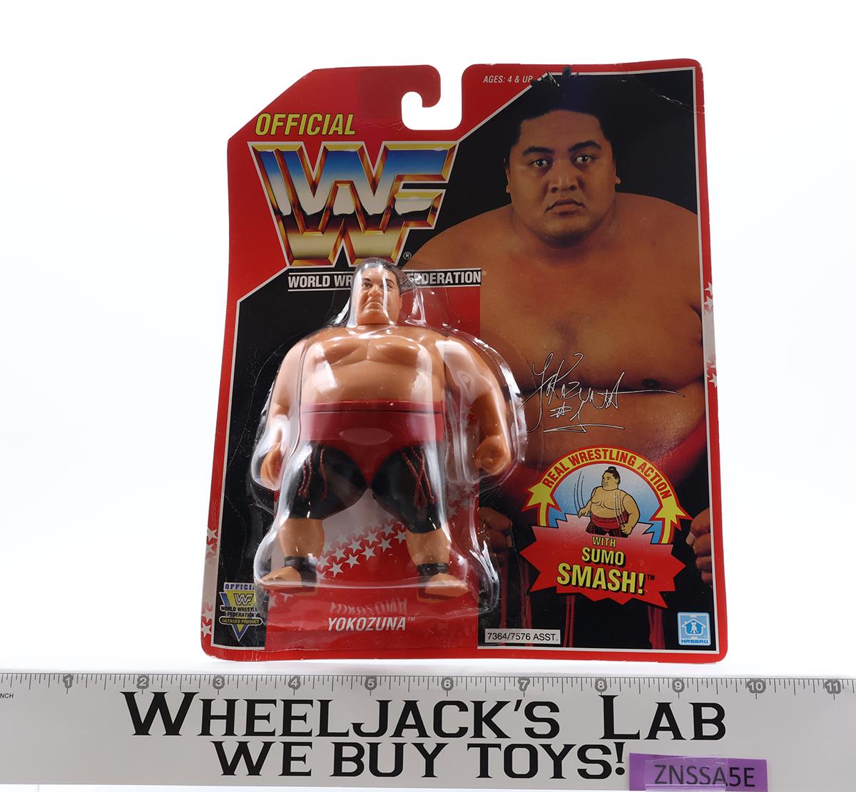 Yokozuna Series 8 Red Card WWF Wrestling 1993 Hasbro Action Figure NEW SEALED