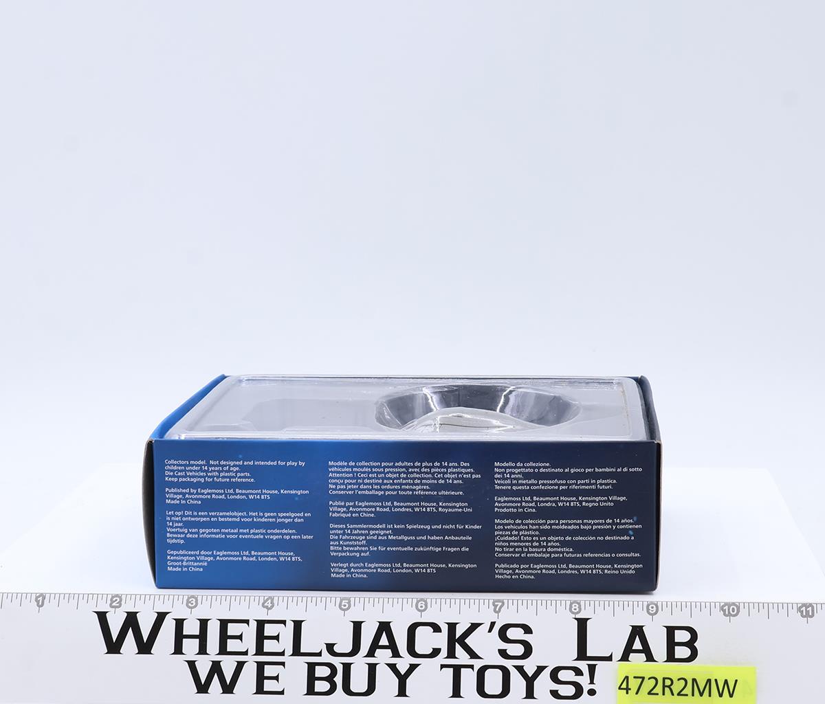 Armored USS Voyager NCC-74656 Star Trek Eaglemoss Replica Model Ship NEW MIB