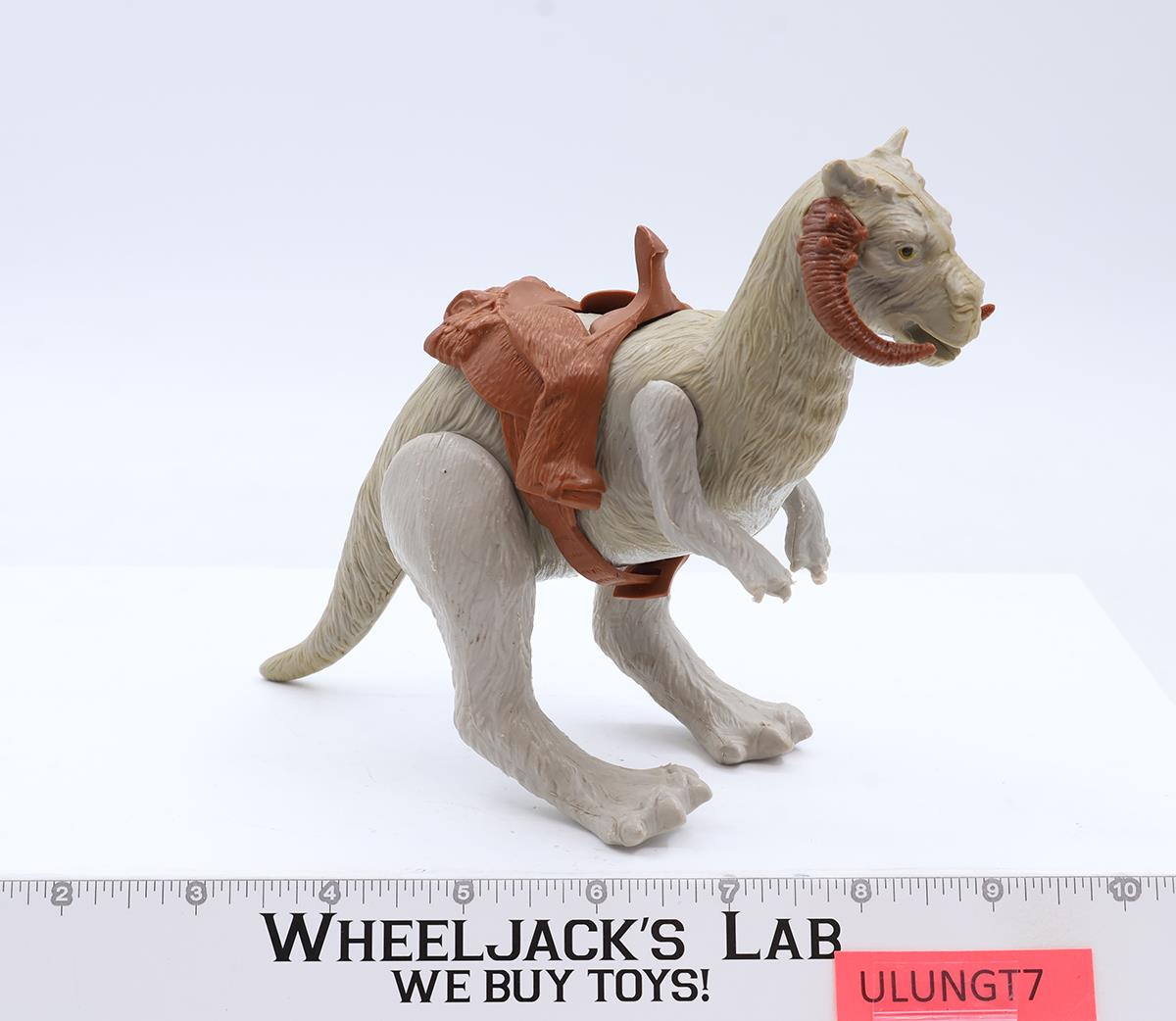 Tauntaun CLOSED BELLY W/SADDLE 1979 ESB Star Wars Vintage Action Figure